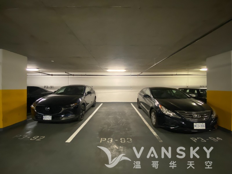 250406195151_10. ParkingStall.jpeg